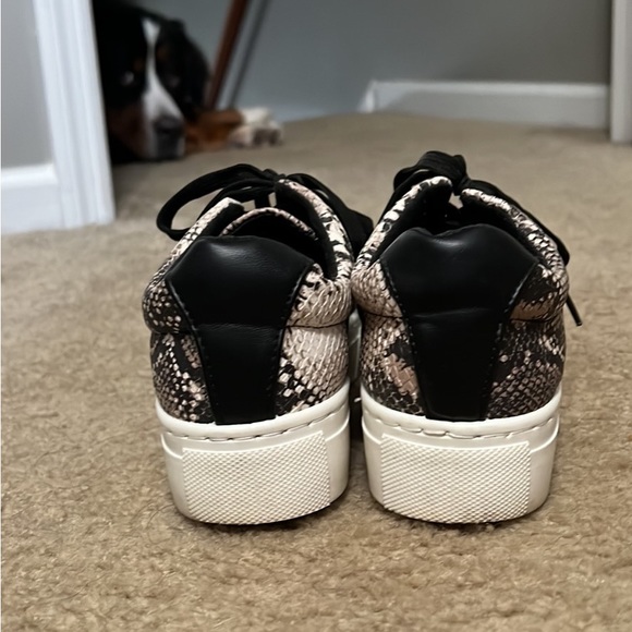 Chunky heel snakeskin sneakers - Picture 4 of 4